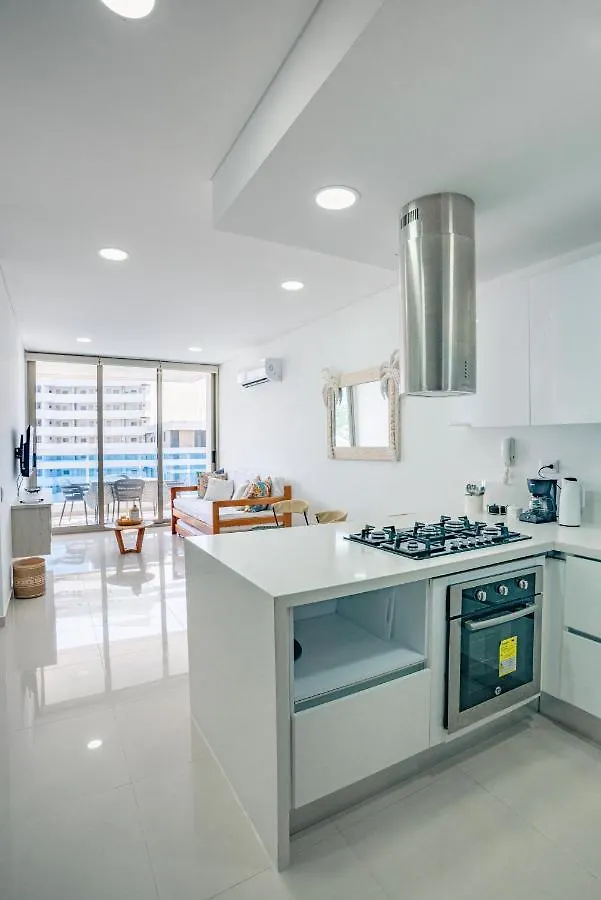 Apartamento Amoblado En Samaria, Primera Linea De Playa! サンタ・マルタ