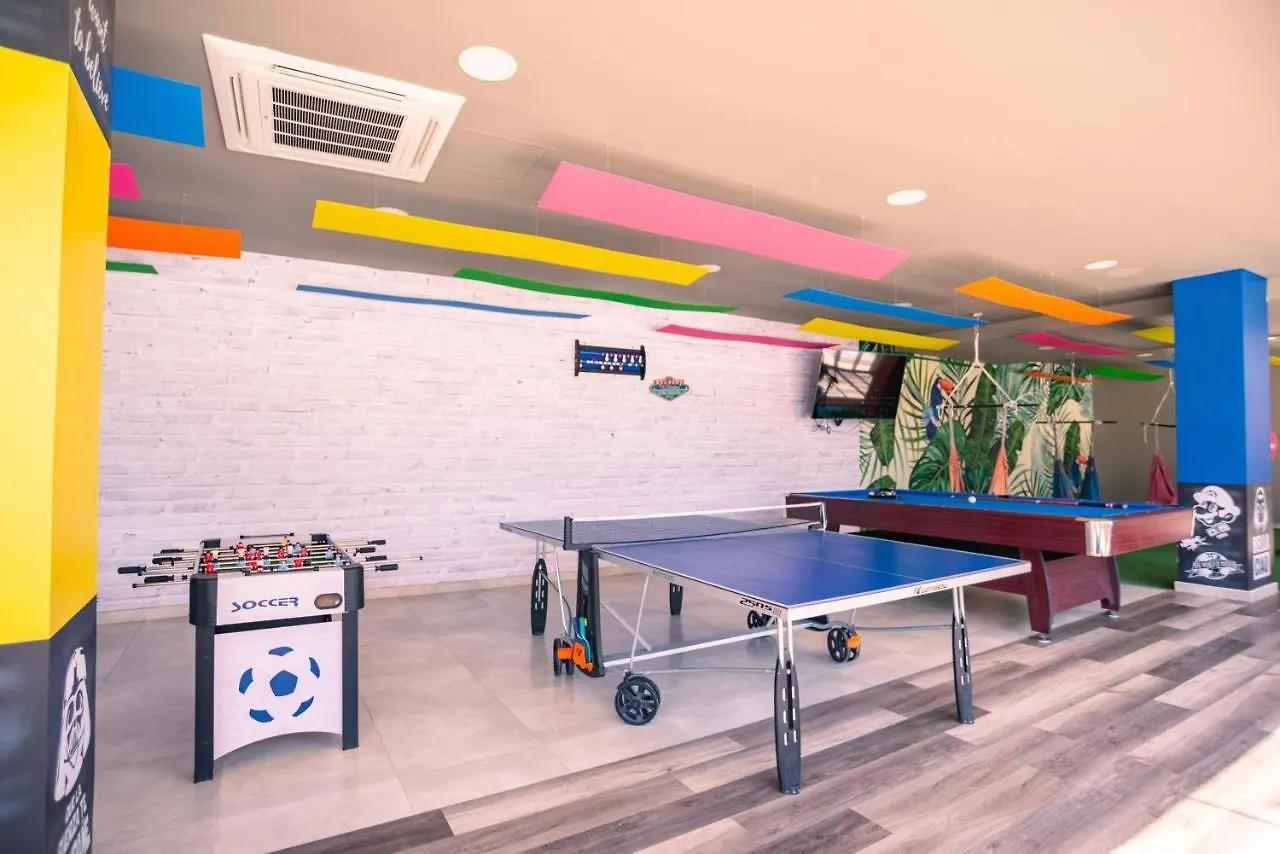 アパート Apartamento Amoblado En Samaria, Primera Linea De Playa! サンタ・マルタ コロンビア