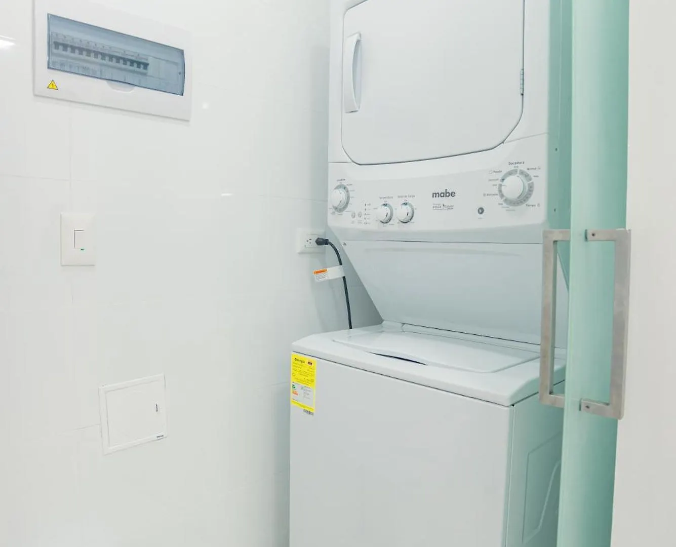 Apartamento Amoblado En Samaria, Primera Linea De Playa! サンタ・マルタ